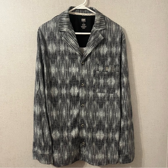 NWT Men’s Frye Flannel Print Notched Set Sleep Wear
